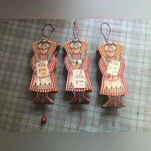 3 Terri Floyd Christmas Ornament Mrs Clause Pull String Wood 7” W Foley Sticker